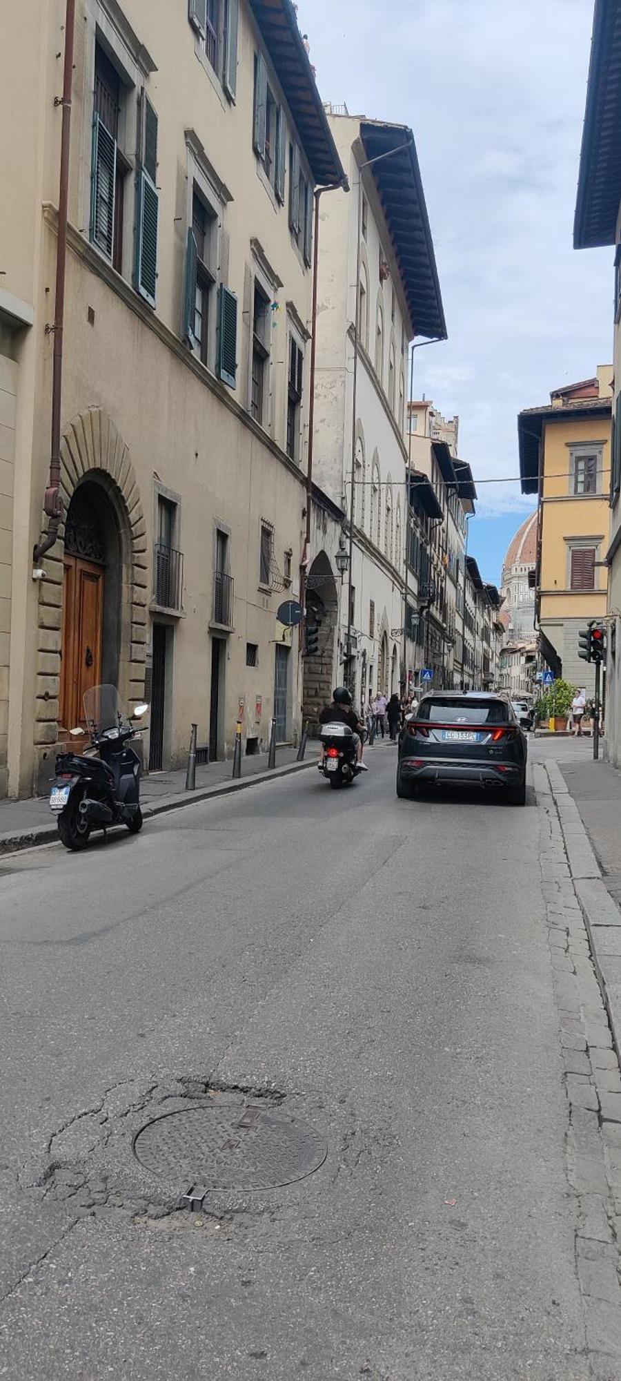 Toc Toc - Modern Apartment In Florenz Exterior foto